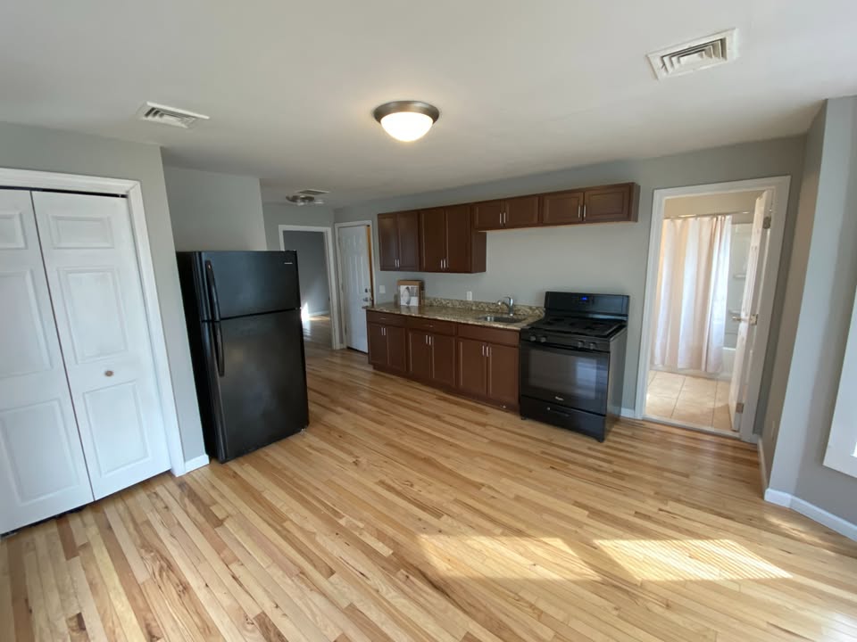 78 Mount Washington Street - 2F